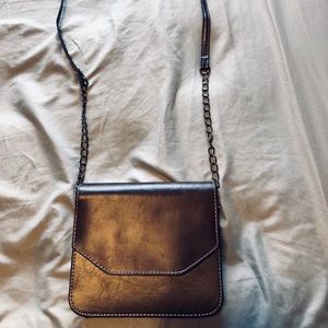 Cross body purse